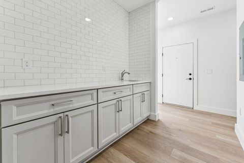 Tiny photo for 489 Lilley Avenue, Columbus, OH 43205 (MLS # 225044836)