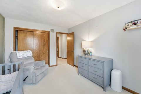 Tiny photo for 5351 Fortress Trail, Columbus, OH 43230 (MLS # 225044598)