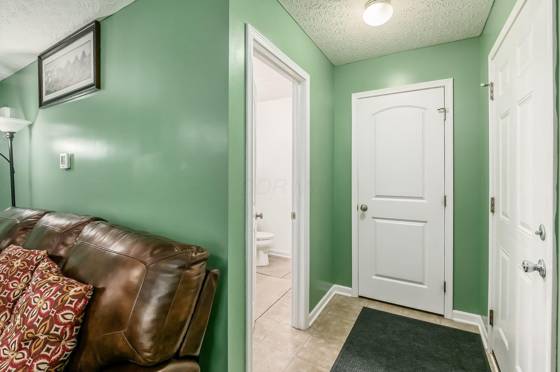 1420 Bellow Falls Place, Columbus, Ohio image 4