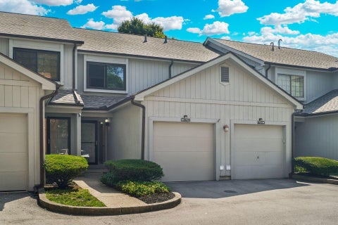 Photo of 1792 Sawgrass Drive, Reynoldsburg, OH 43068 (MLS # 226029105)