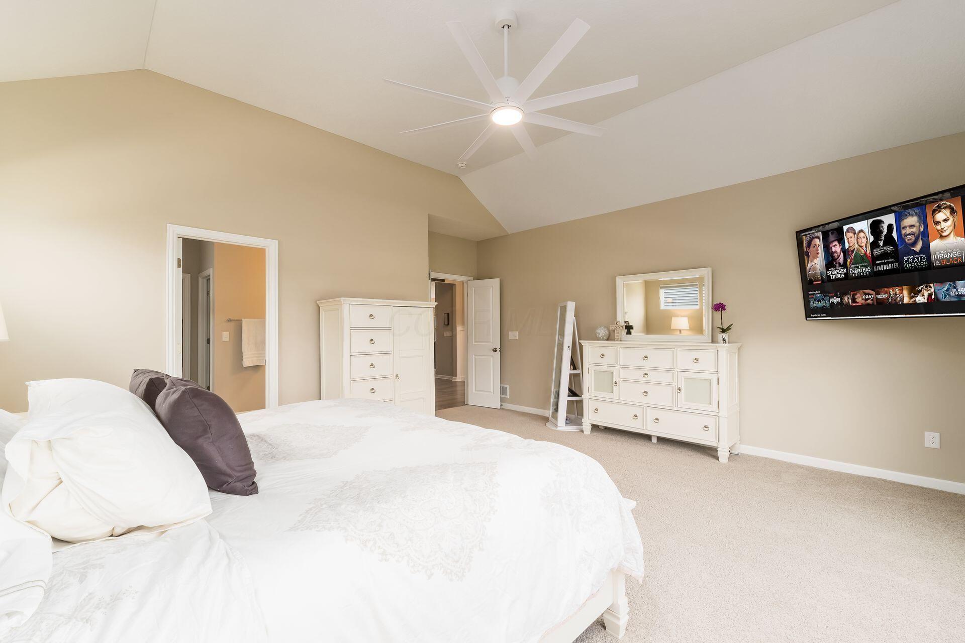 5605 Jessica Lane, Powell, Ohio image 13
