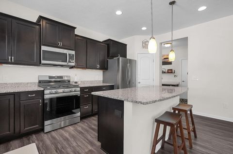 Tiny photo for 460 Harness Place, Marysville, OH 43040 (MLS # 226005039)