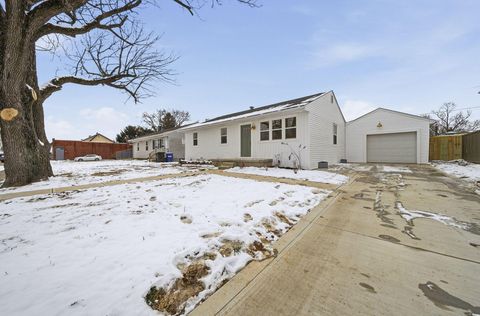 Tiny photo for 1303 S Ohio Avenue, Columbus, OH 43206 (MLS # 225044988)