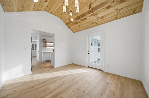 Tiny photo for 1303 S Ohio Avenue, Columbus, OH 43206 (MLS # 225044988)