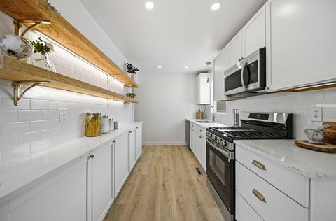 Tiny photo for 1303 S Ohio Avenue, Columbus, OH 43206 (MLS # 225044988)