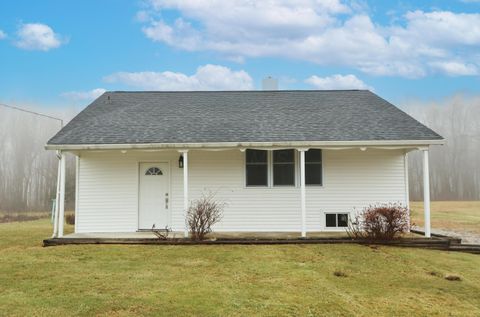 Photo of 4051 State Route Avenue W, Ontario, OH 44903 (MLS # 226000847)