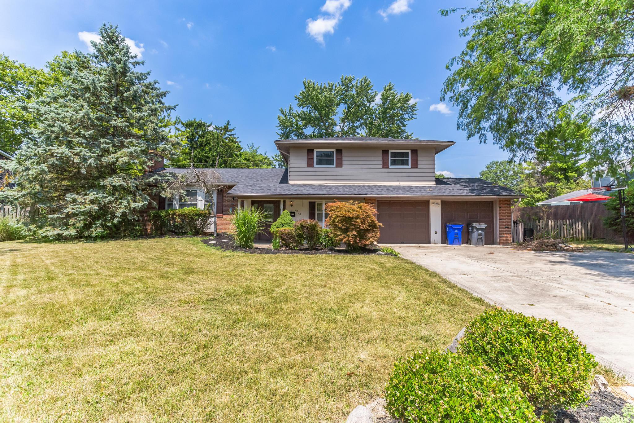 View Columbus, OH 43220 house