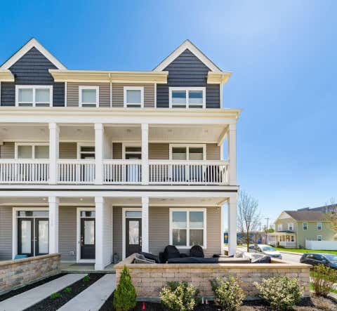 Photo of 1196 N Grant Avenue, Columbus, OH 43201 (MLS # 226029620)