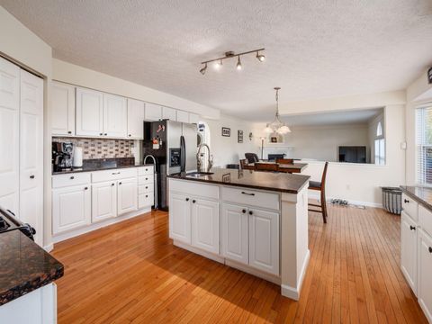 Tiny photo for 210 Pinecrest Drive, Delaware, OH 43015 (MLS # 225040982)