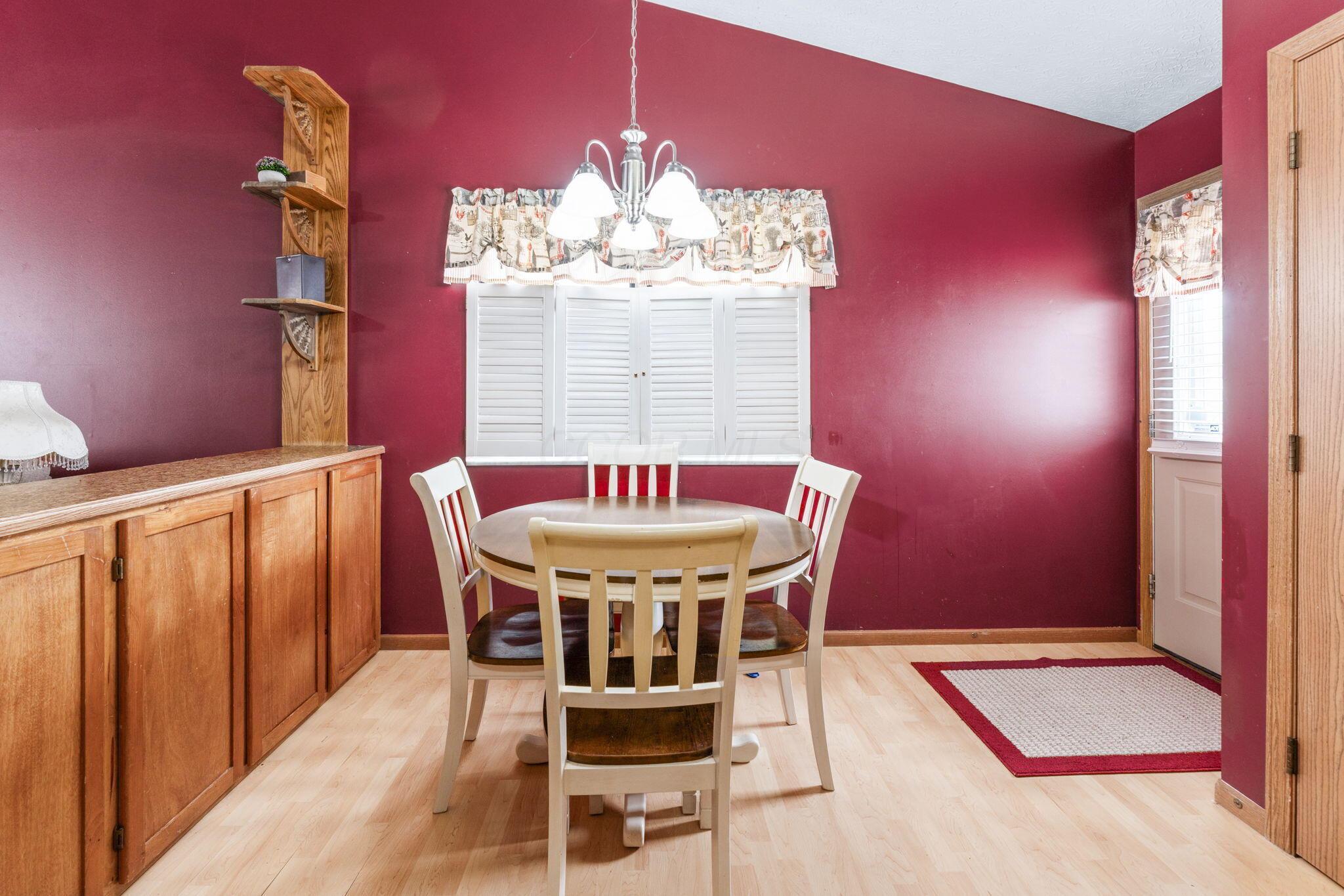 1111 Viewpointe Drive, Columbus, Ohio image 27