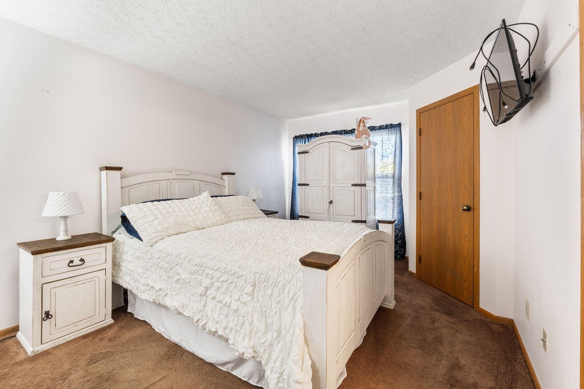 1111 Viewpointe Drive, Columbus, Ohio image 29
