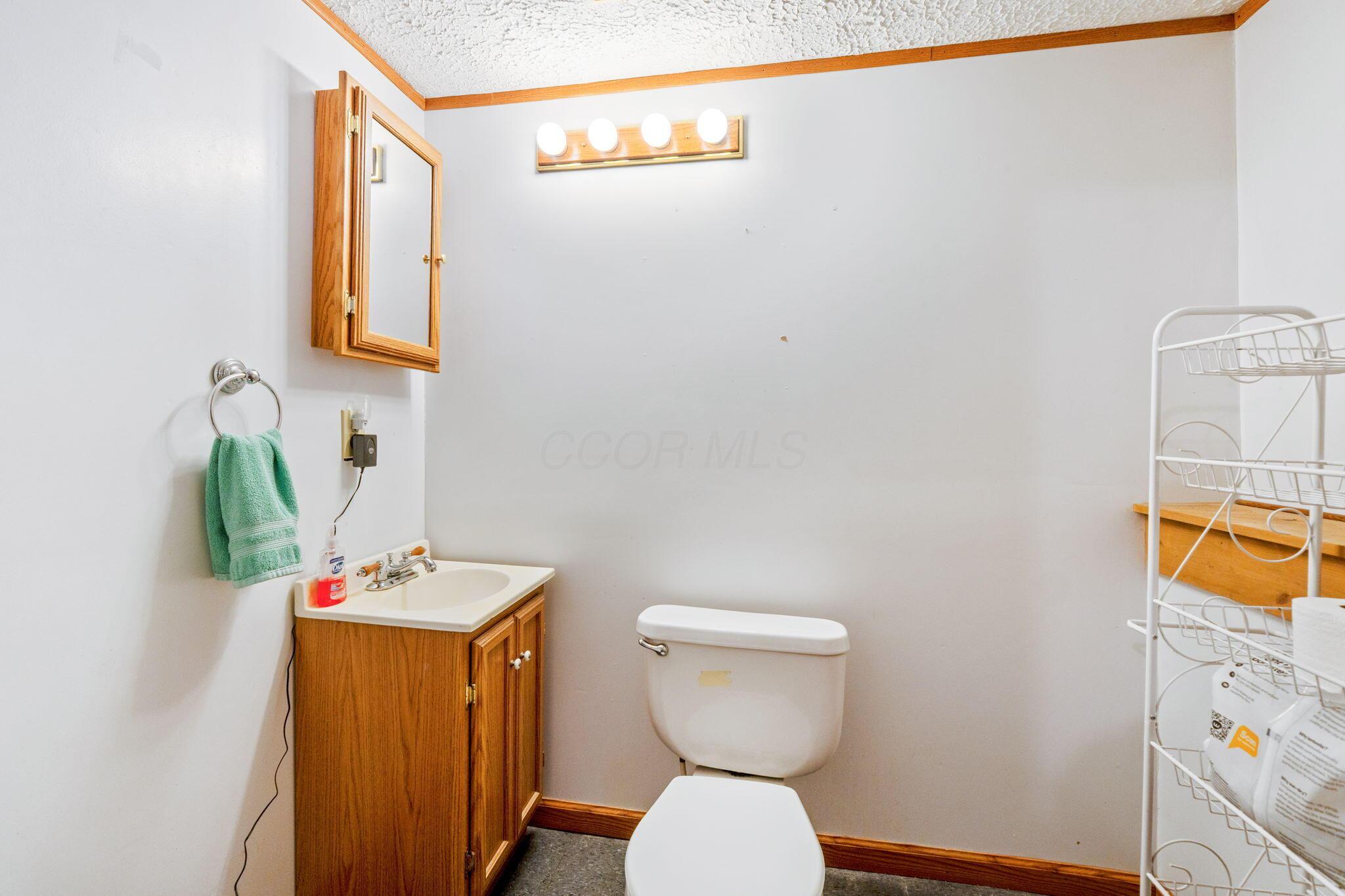 1111 Viewpointe Drive, Columbus, Ohio image 47