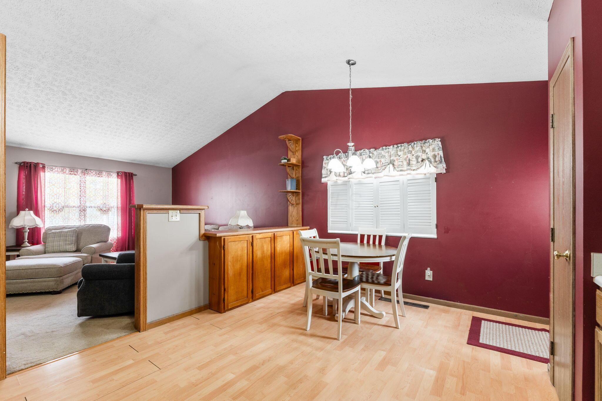 1111 Viewpointe Drive, Columbus, Ohio image 26