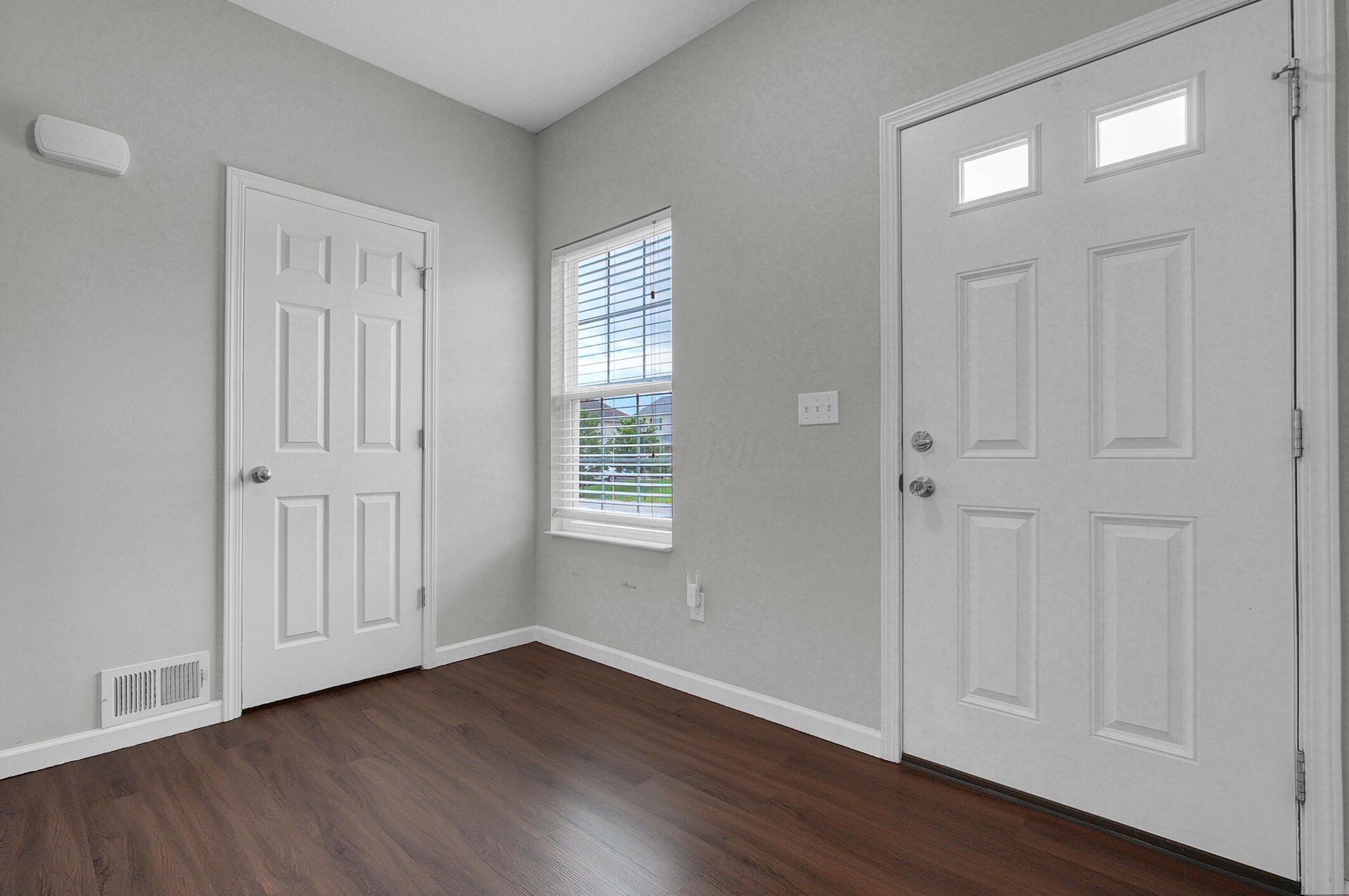 16 Hawthorne Drive, Ashville, Ohio image 4