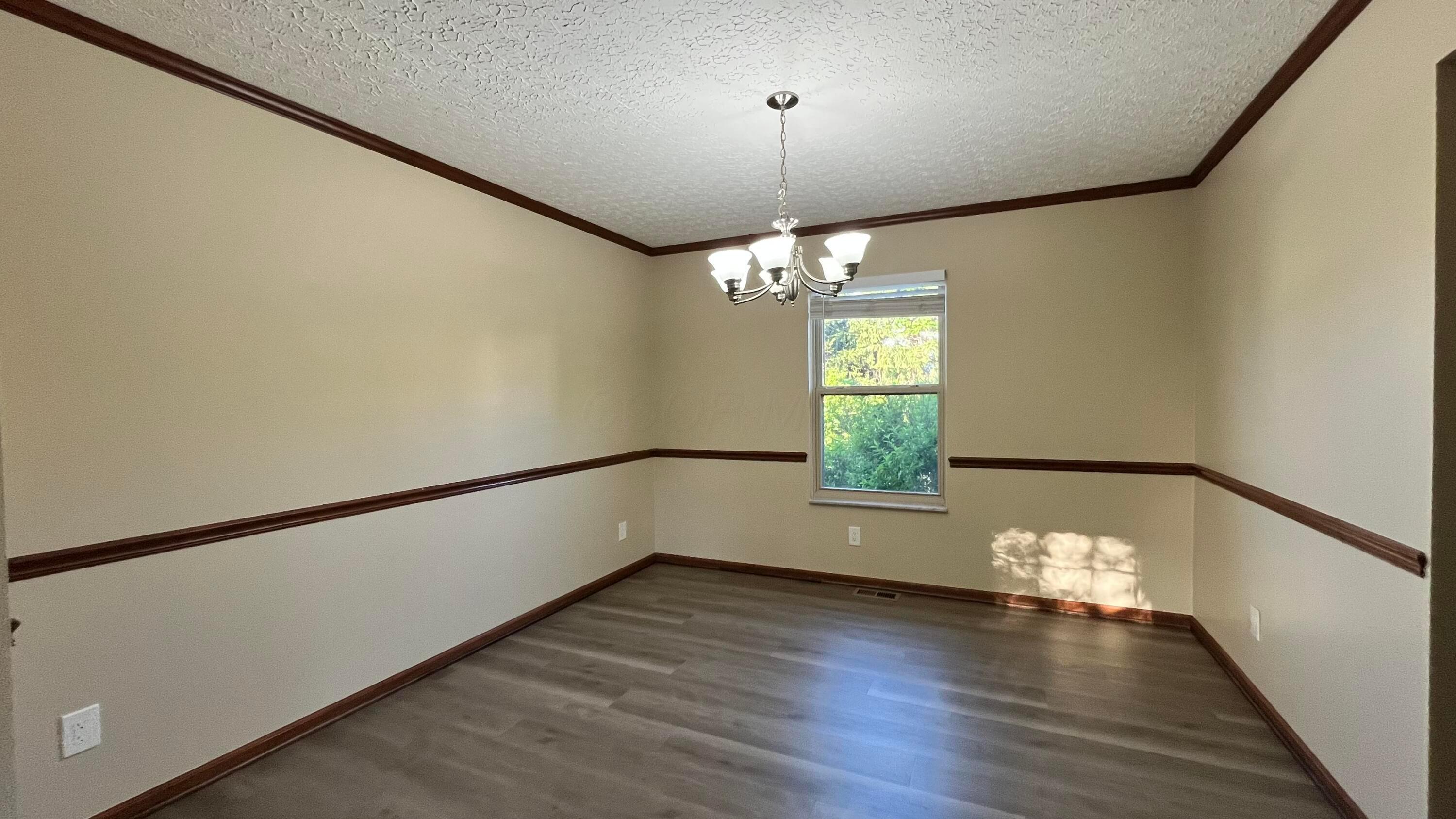 7586 Jenkins Drive, Canal Winchester, Ohio image 16