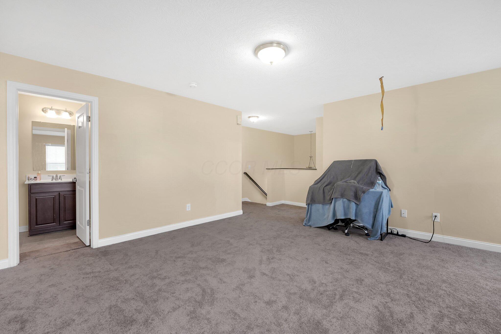 8643 Crooked Maple Drive, Blacklick, Ohio image 30