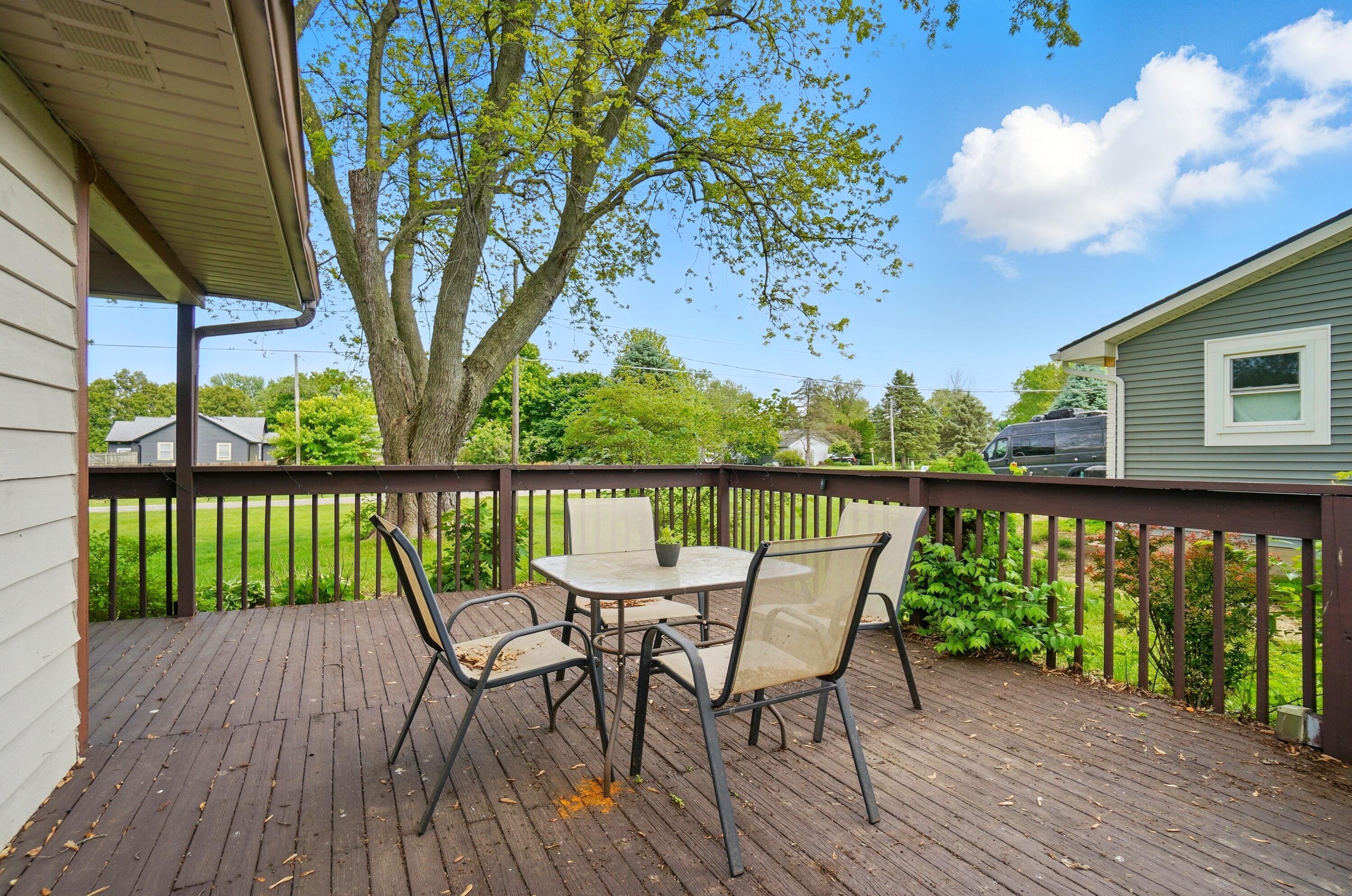 1240 W Choctaw Drive, London, Ohio image 34