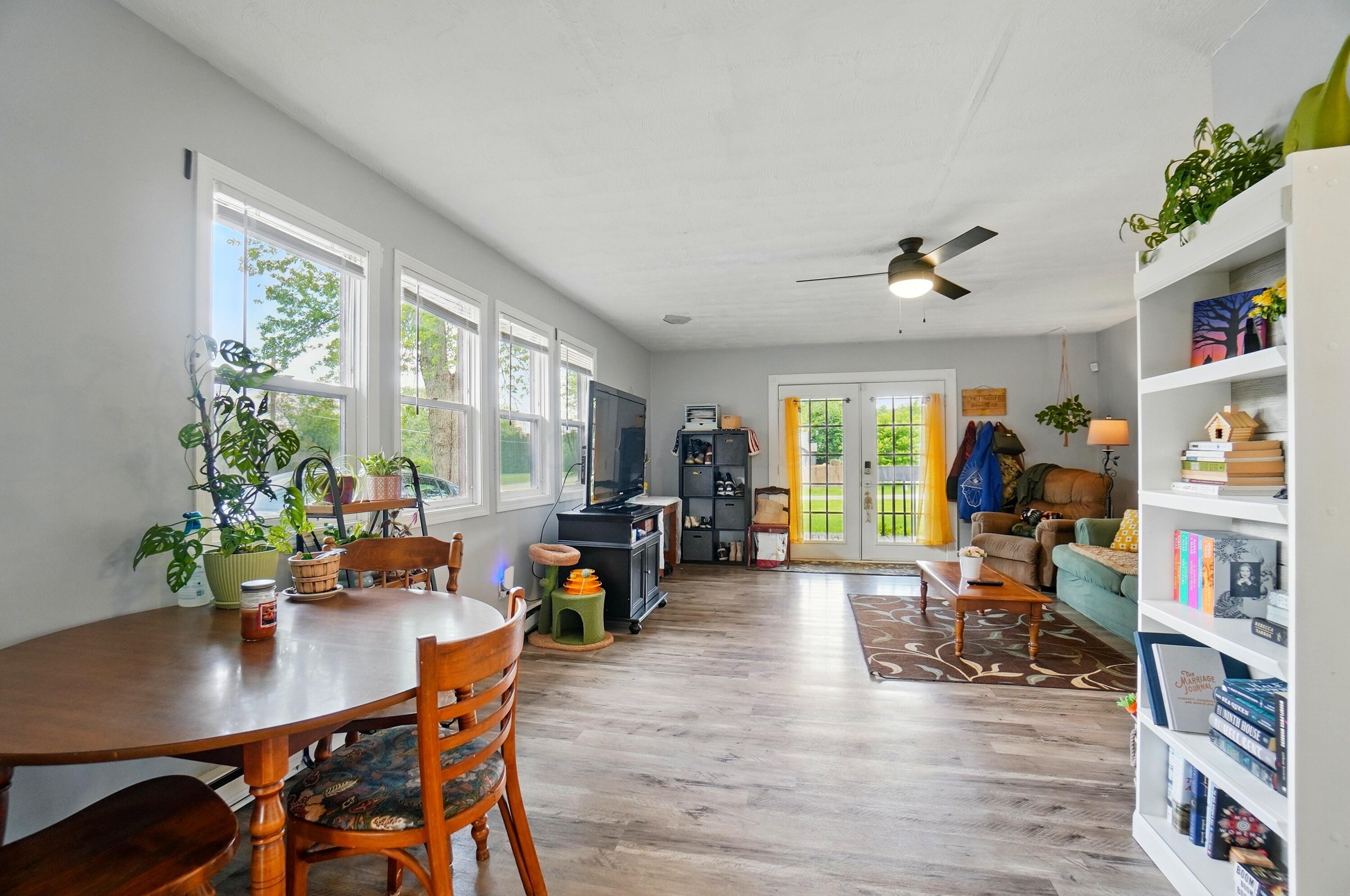1240 W Choctaw Drive, London, Ohio image 13