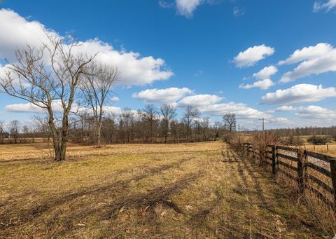 Photo of 0 Castle Road, Johnstown, OH 43031 (MLS # 226000859)