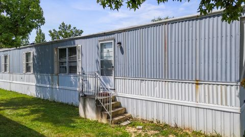 Homes For Sale - 16 Terrace Drive<br/> Ashland County, Ashland, OH 44805