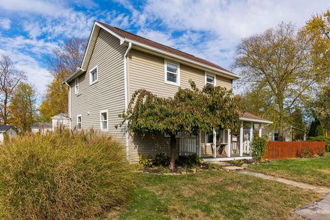 Photo of 89 High Street, Sunbury, OH 43074 (MLS # 225045573)