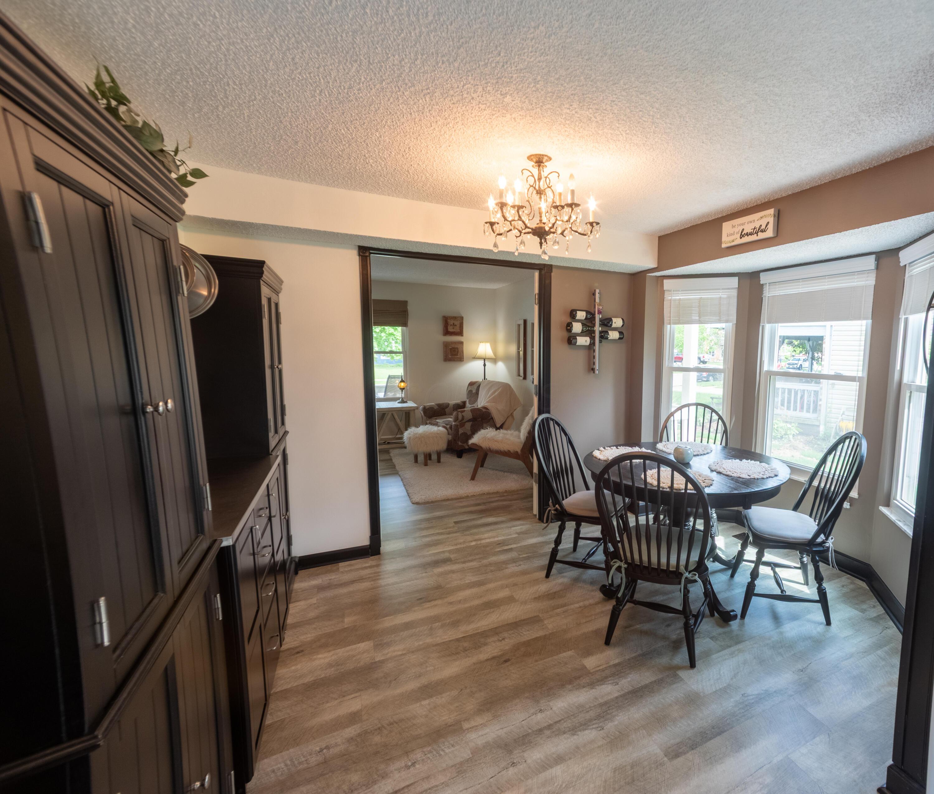 4873 Brixston Drive, Hilliard, Ohio image 11