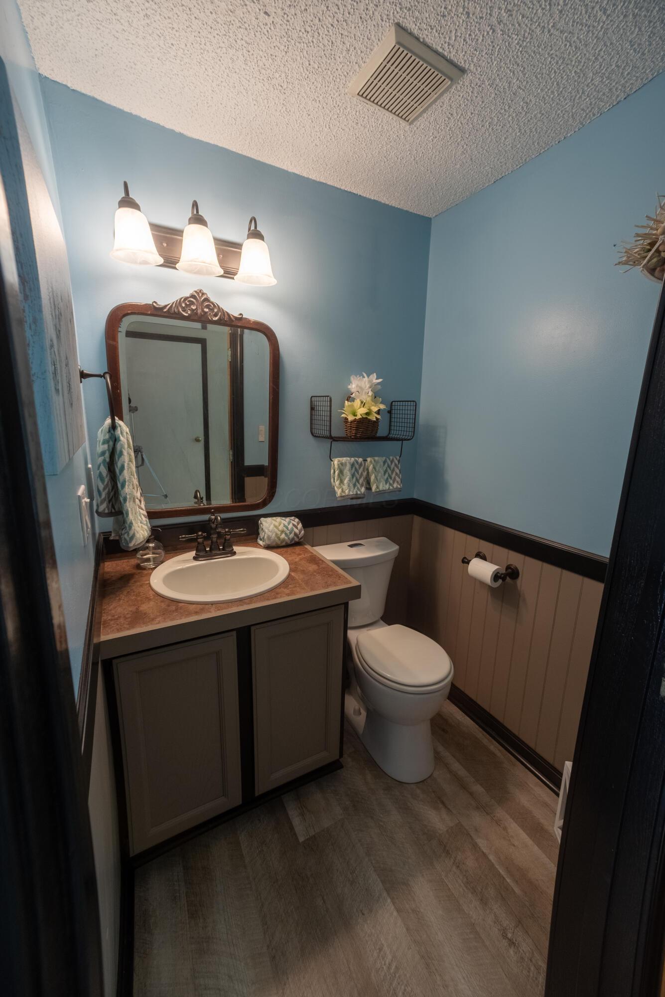 4873 Brixston Drive, Hilliard, Ohio image 24