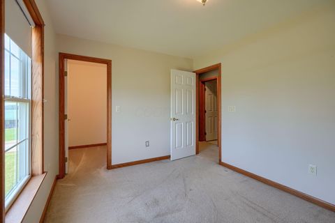 Tiny photo for 1502 Leonard Road NW, Baltimore, OH 43105 (MLS # 225037746)