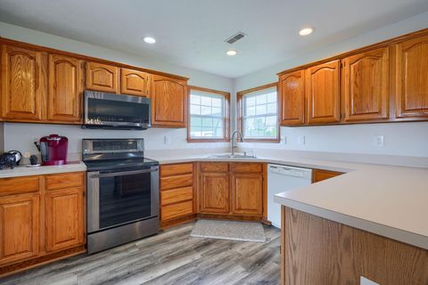 Tiny photo for 1502 Leonard Road NW, Baltimore, OH 43105 (MLS # 225037746)