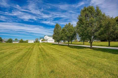 Tiny photo for 1502 Leonard Road NW, Baltimore, OH 43105 (MLS # 225037746)