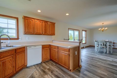 Tiny photo for 1502 Leonard Road NW, Baltimore, OH 43105 (MLS # 225037746)