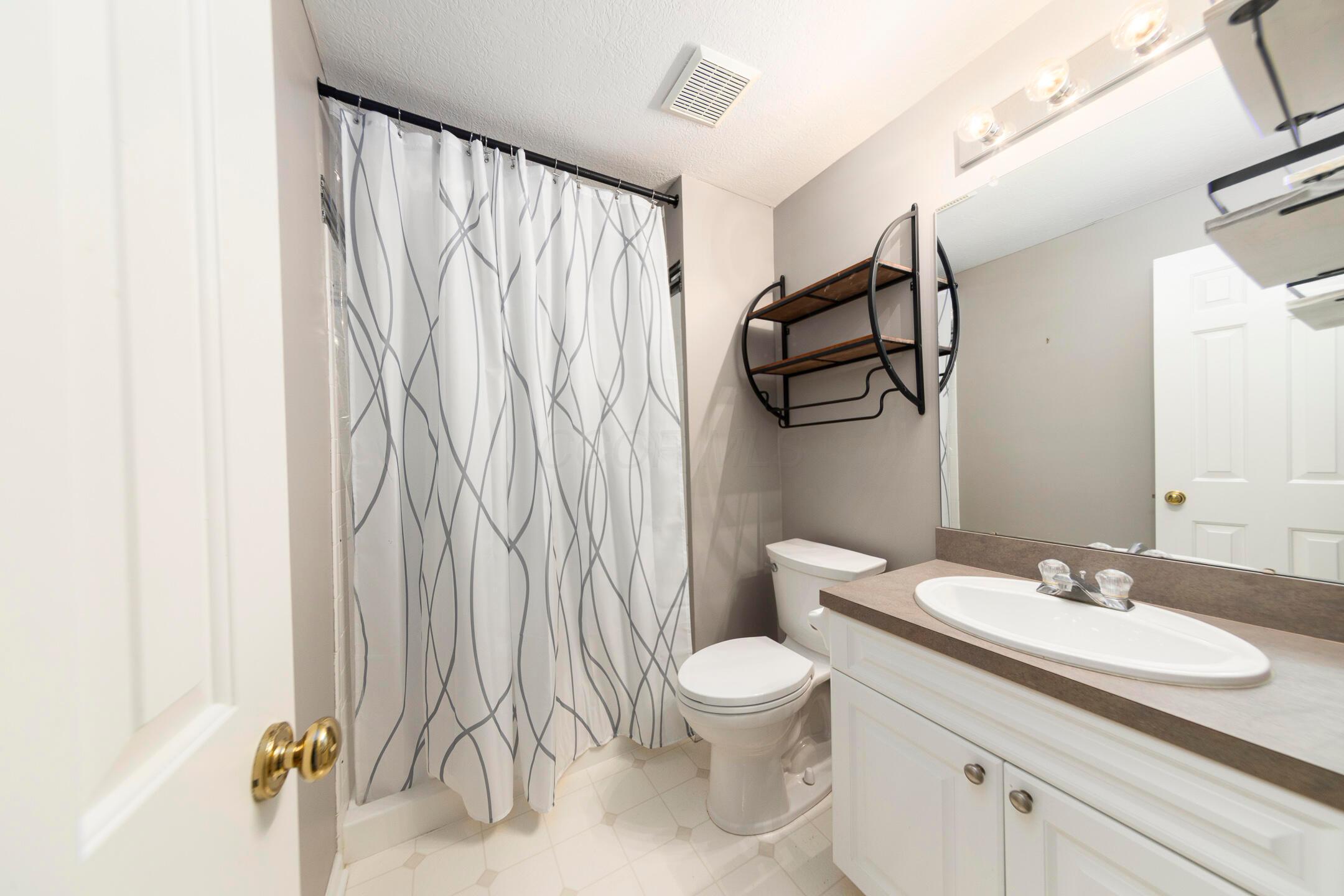 1448 Sedgefield Drive, New Albany, Ohio image 35