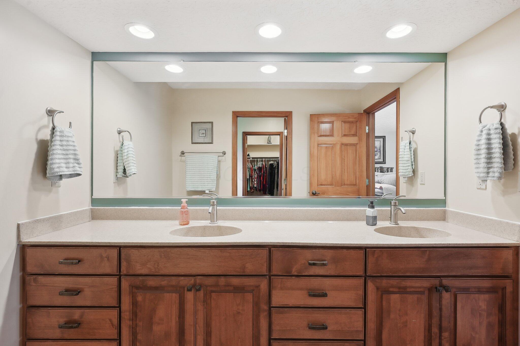 8628 N Spring Court, Pickerington, Ohio image 49