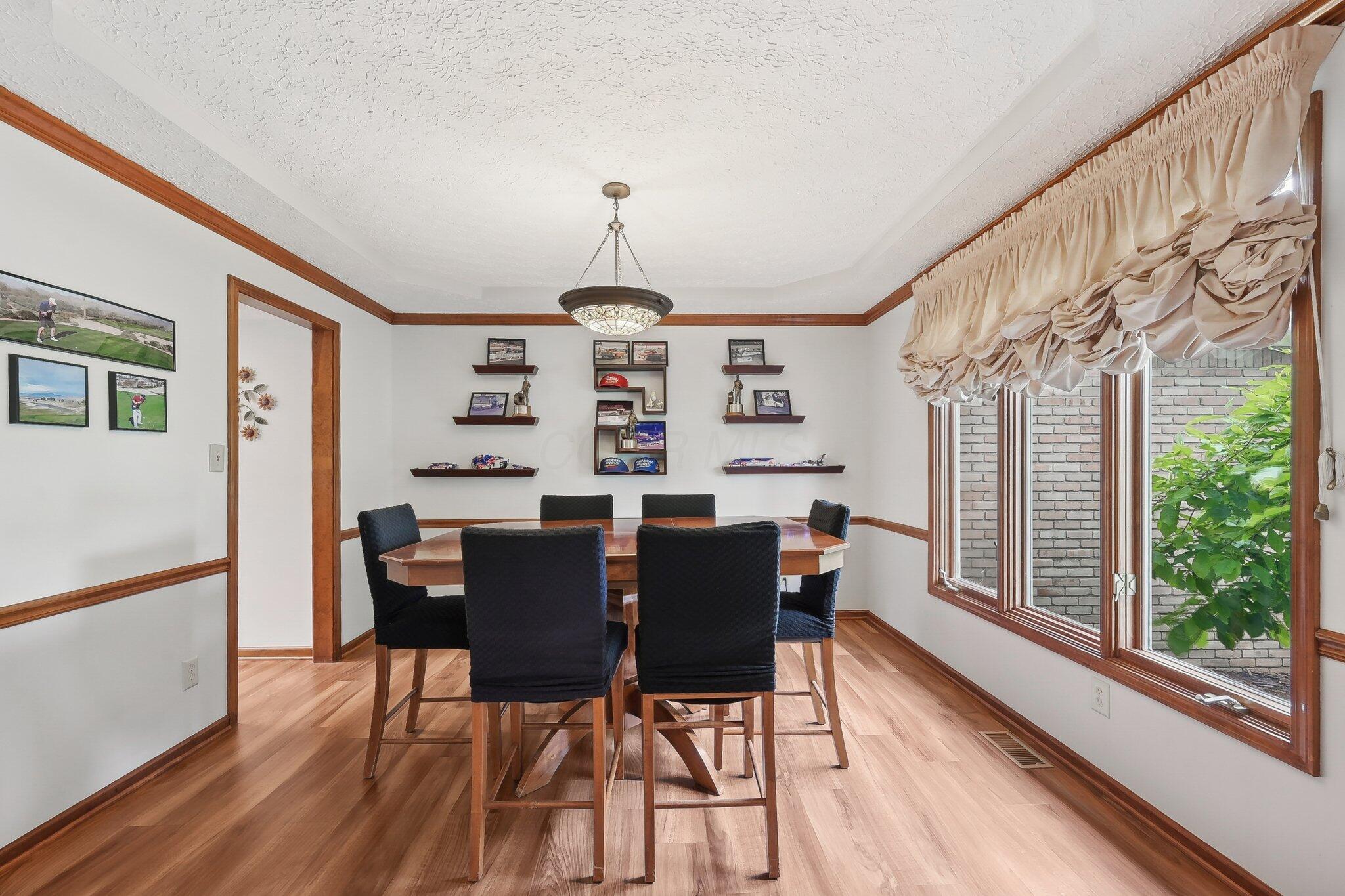 8628 N Spring Court, Pickerington, Ohio image 15
