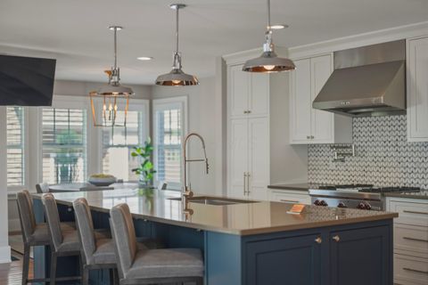 Tiny photo for 1201 Wyandotte Road, Columbus, OH 43212 (MLS # 226014082)