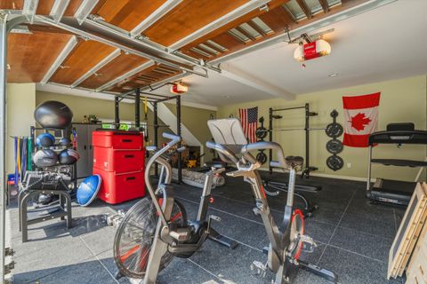 Tiny photo for 1201 Wyandotte Road, Columbus, OH 43212 (MLS # 226014082)