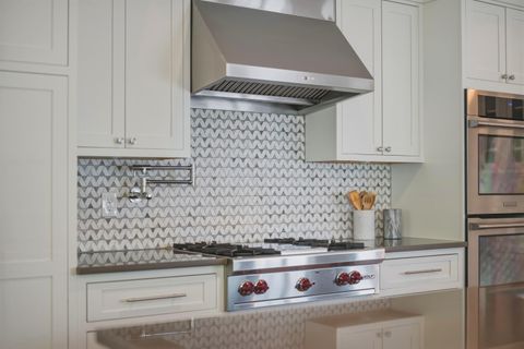 Tiny photo for 1201 Wyandotte Road, Columbus, OH 43212 (MLS # 226014082)