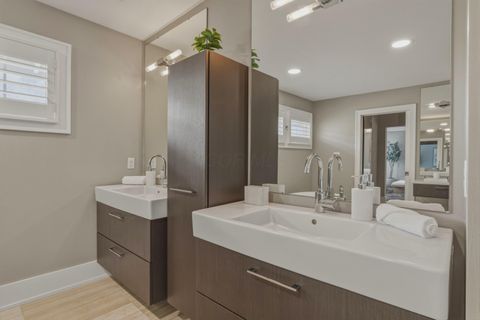 Tiny photo for 1201 Wyandotte Road, Columbus, OH 43212 (MLS # 226014082)