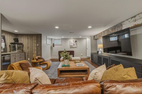 Tiny photo for 1201 Wyandotte Road, Columbus, OH 43212 (MLS # 226014082)