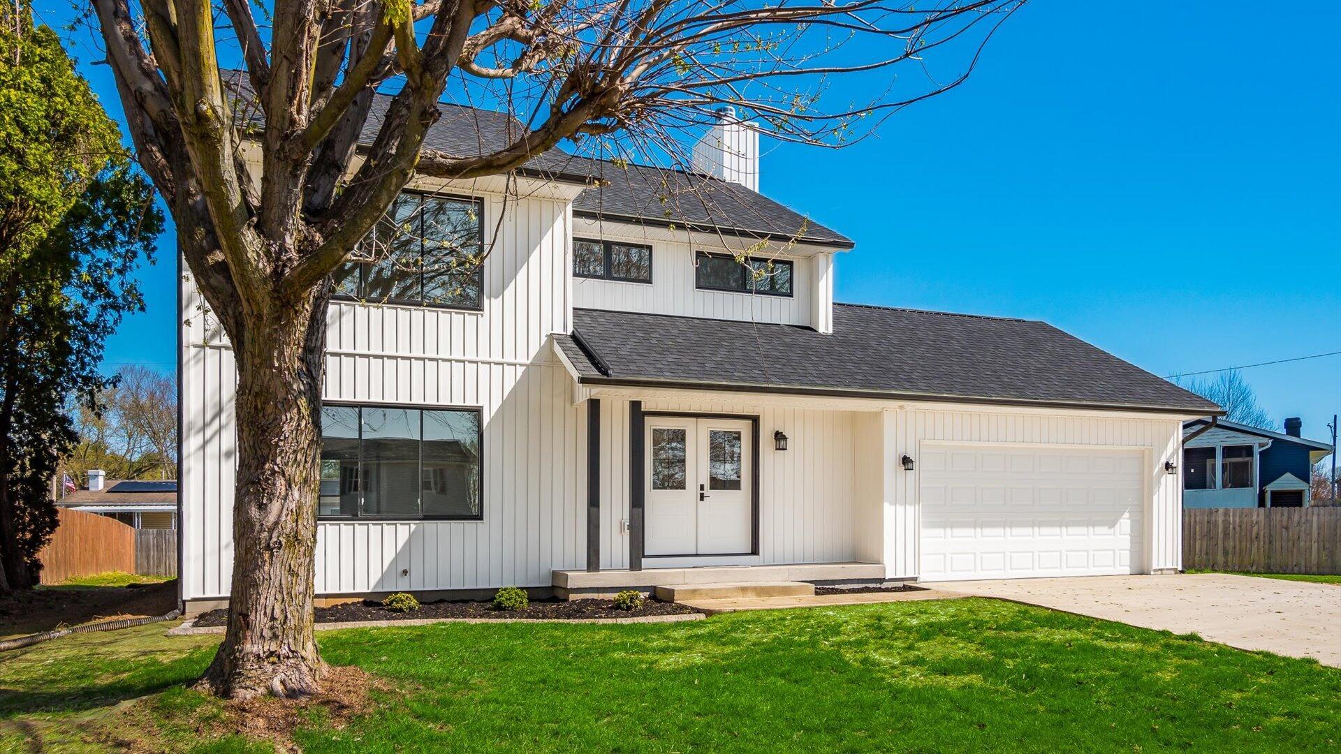 500 Hemlock Place, Newark, Ohio image 1