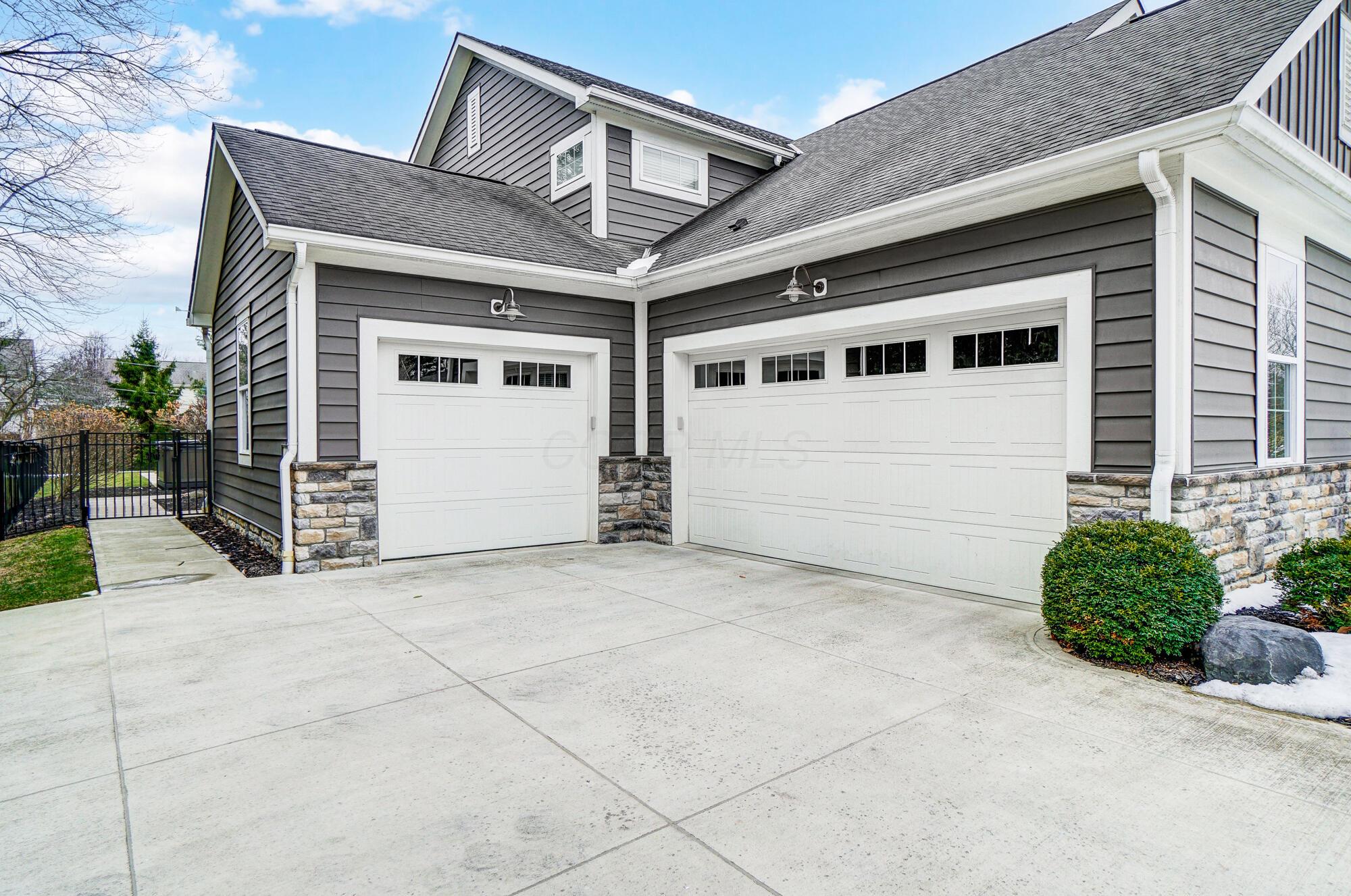 6343 Dan Sherri Avenue, Dublin, Ohio image 7
