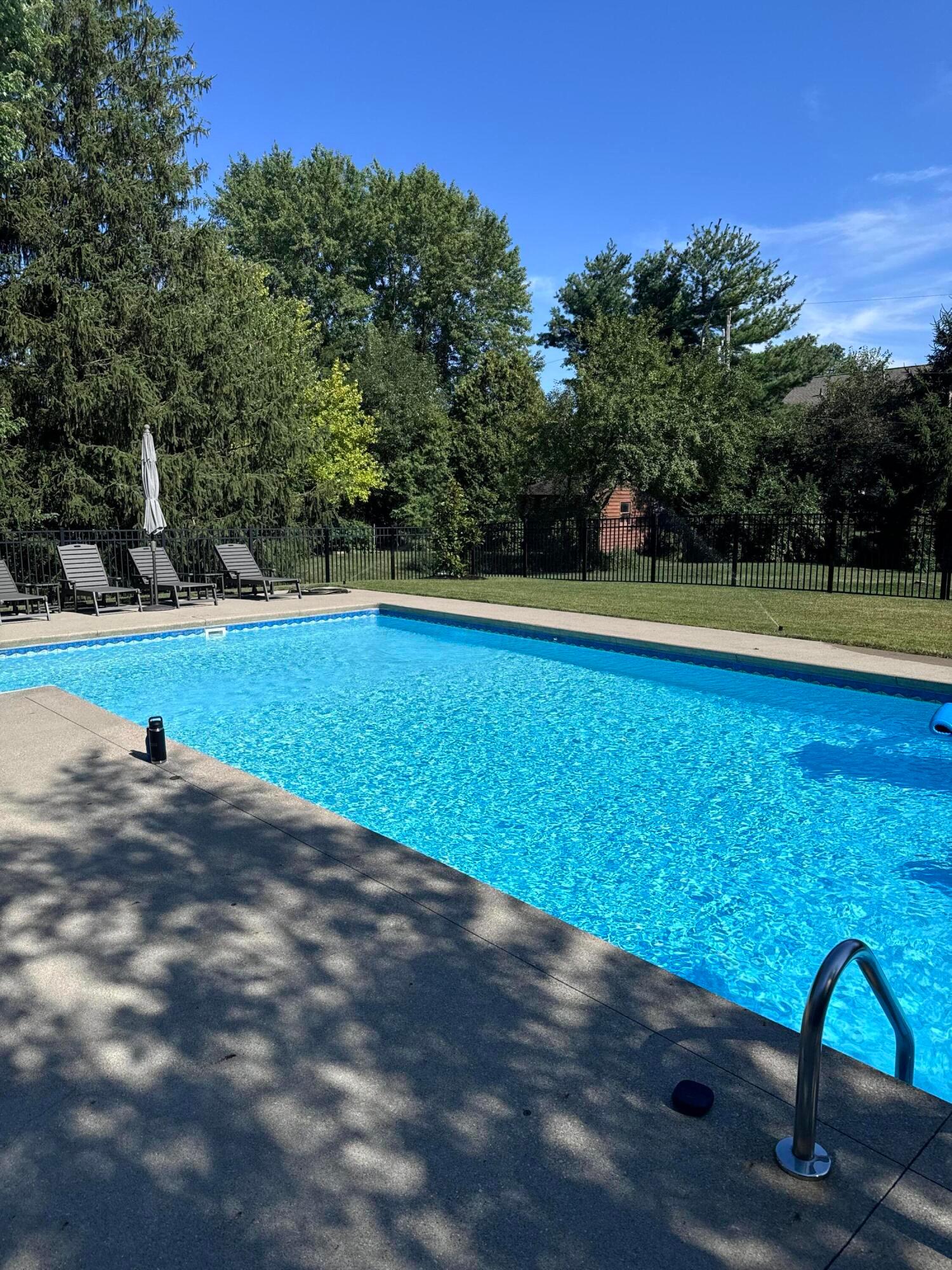 6343 Dan Sherri Avenue, Dublin, Ohio image 12