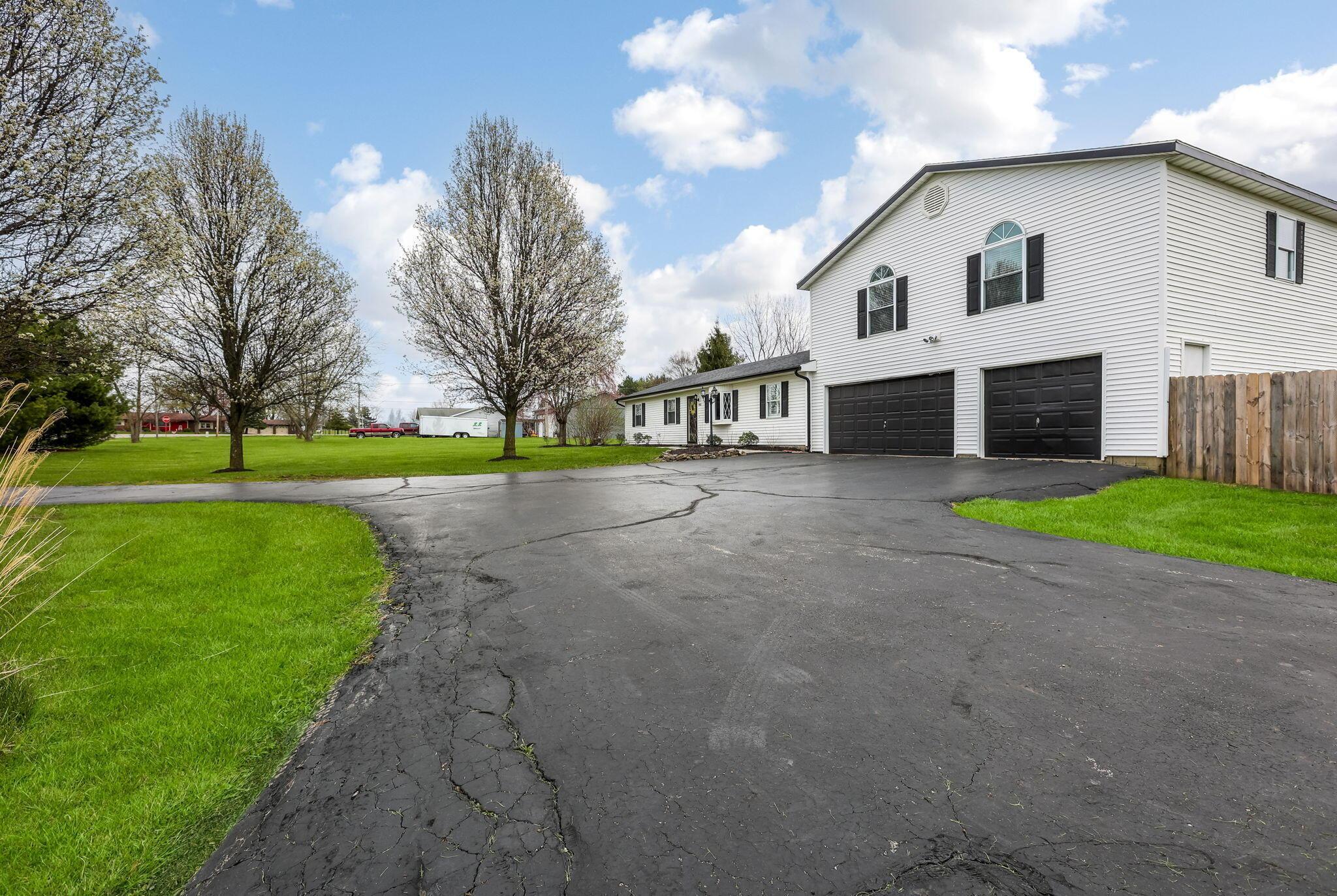 9501 Tarbutton Road, South Vienna, Ohio image 10
