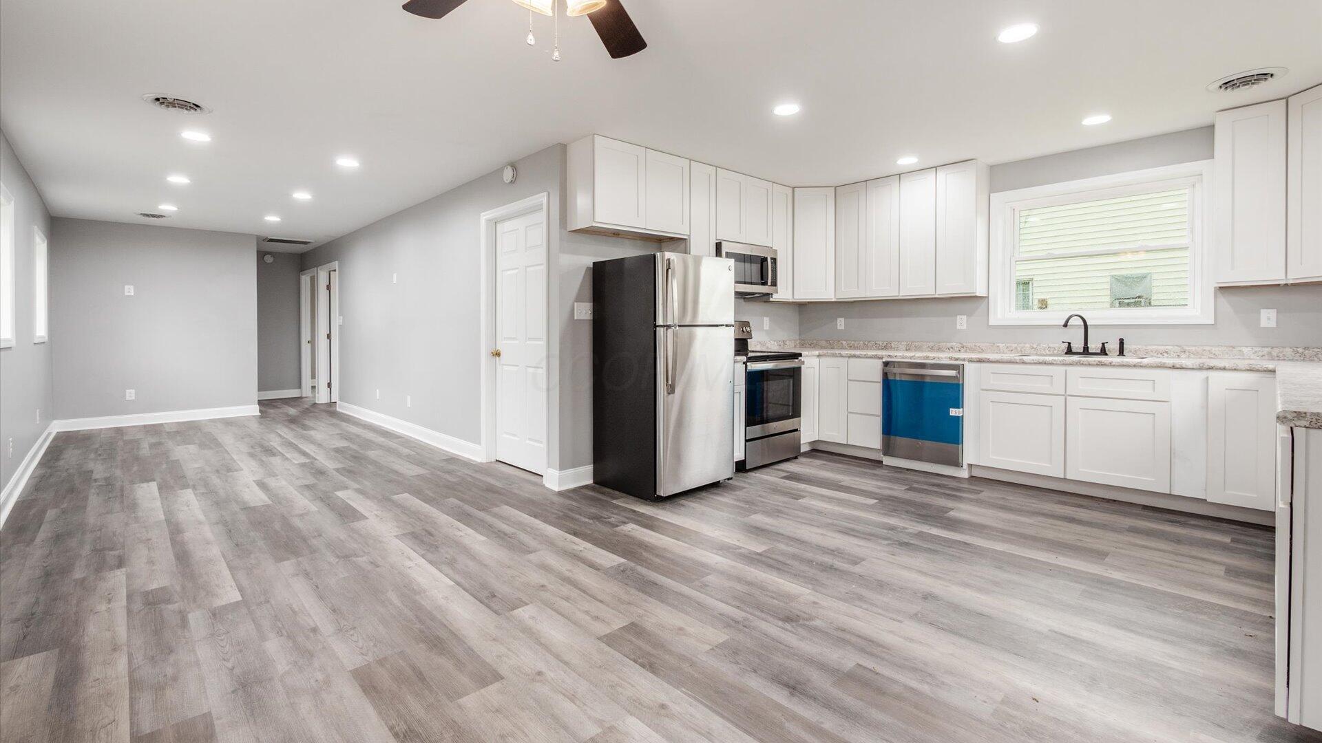 194 Walnut Street, Roseville, Ohio image 2