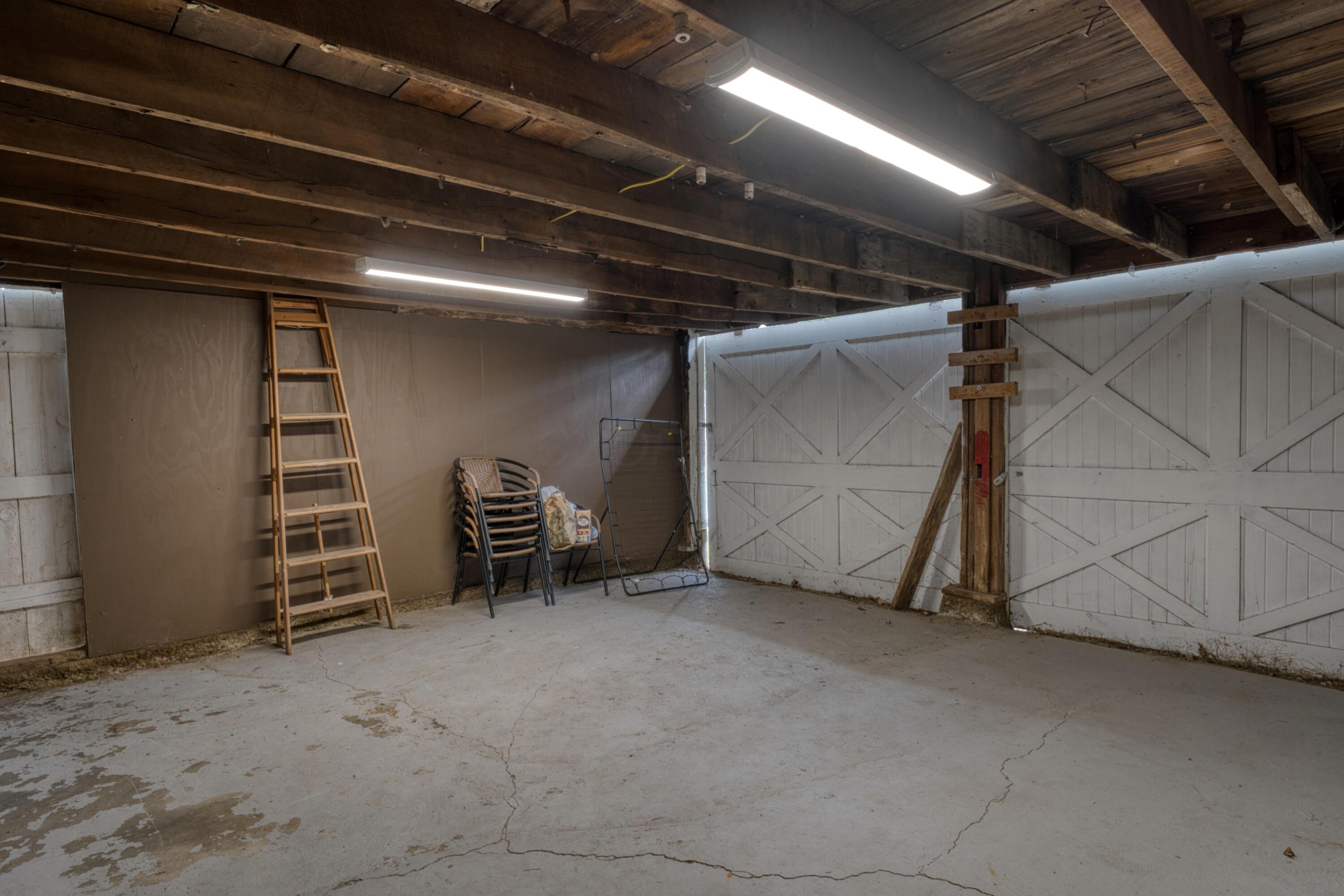 216 North Street, Utica, Ohio image 42