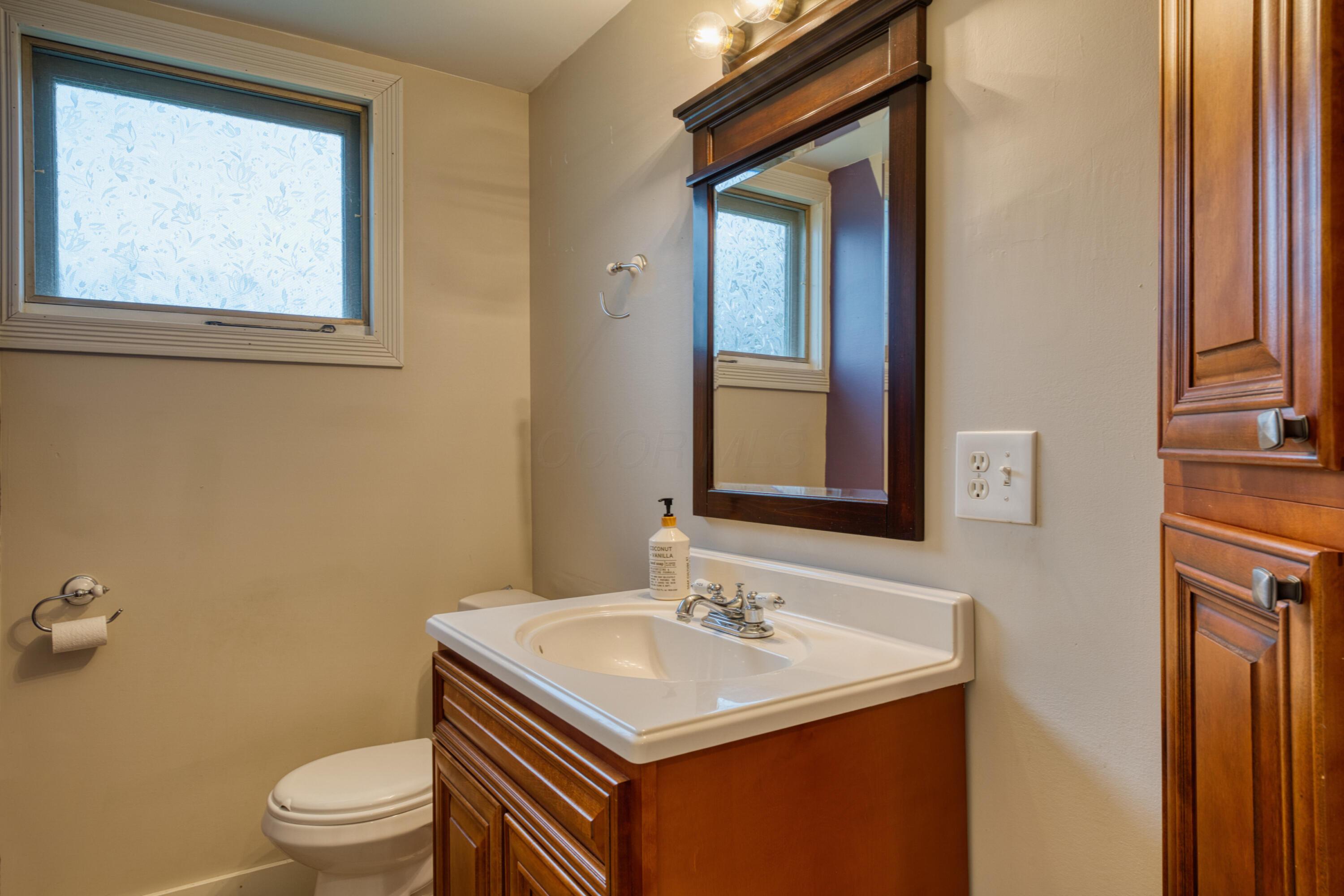 216 North Street, Utica, Ohio image 27