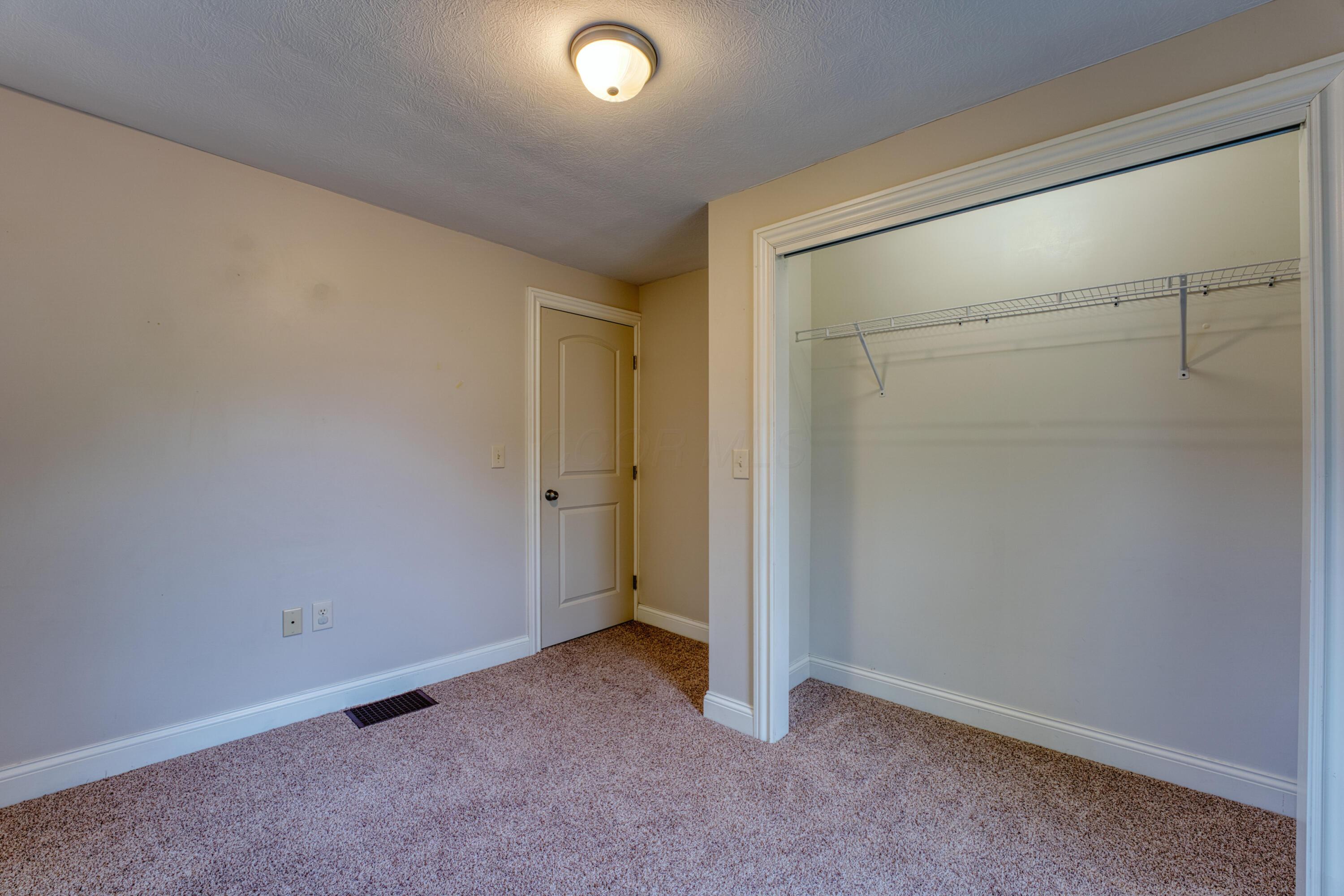 216 North Street, Utica, Ohio image 38