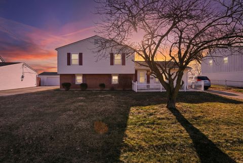 Photo of 5220 Edgeview Road, Columbus, OH 43207 (MLS # 226002361)