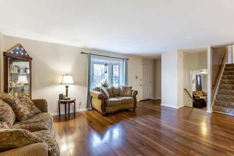 Tiny photo for 5220 Edgeview Road, Columbus, OH 43207 (MLS # 226002361)