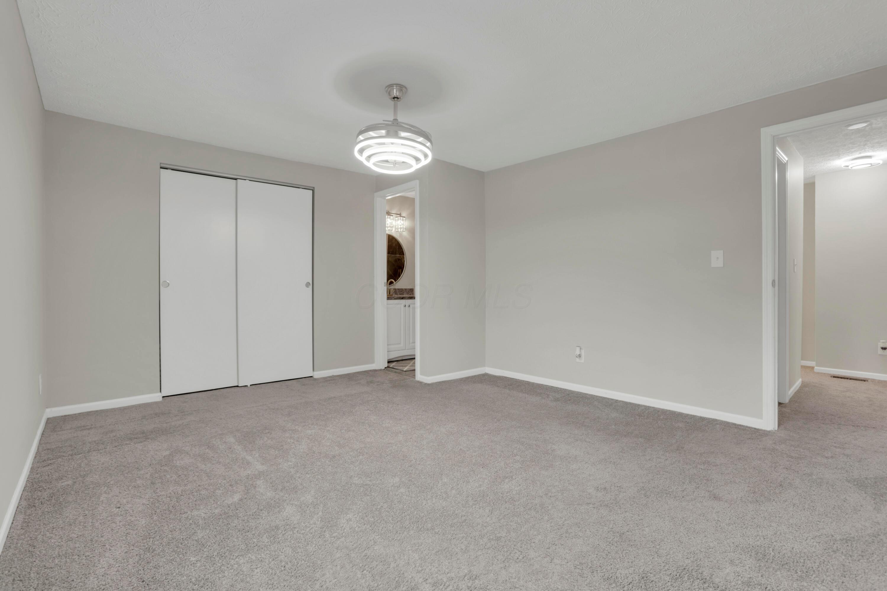 910 Ruskin Drive, Reynoldsburg, Ohio image 40